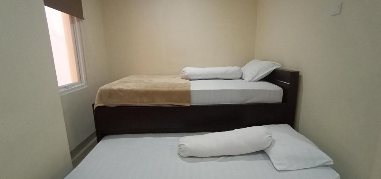 Giant Kost Hotel Tangerang Ngoại thất bức ảnh